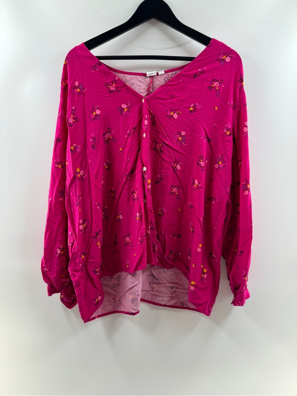 GAP Pink Floral Button Front V-Neck Blouse – Women's XXL 100% Rayon